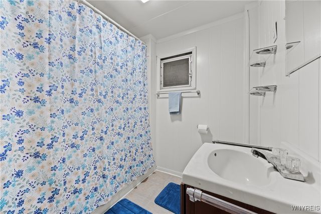 11 Brockway Place, Sweden, NY 14420