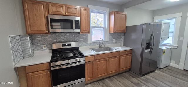 23 Albion Avenue, Albany, NY 12209