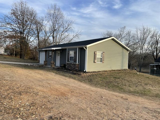 107 Southview Avenue, Ava, MO 65608