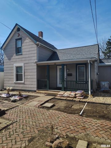 702 N AVENUE C, Canton, IL 61520