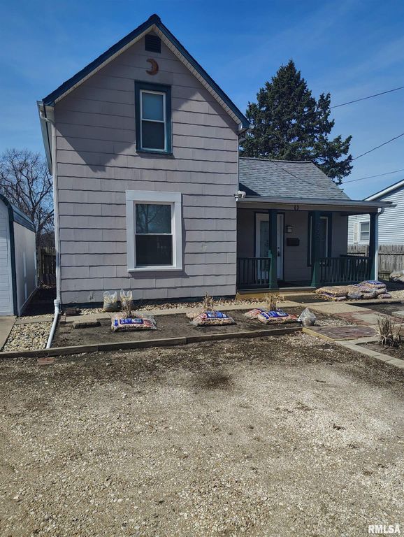 702 N AVENUE C, Canton, IL 61520