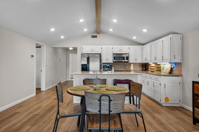 310 Houston Drive, Hot Springs, AR 71913