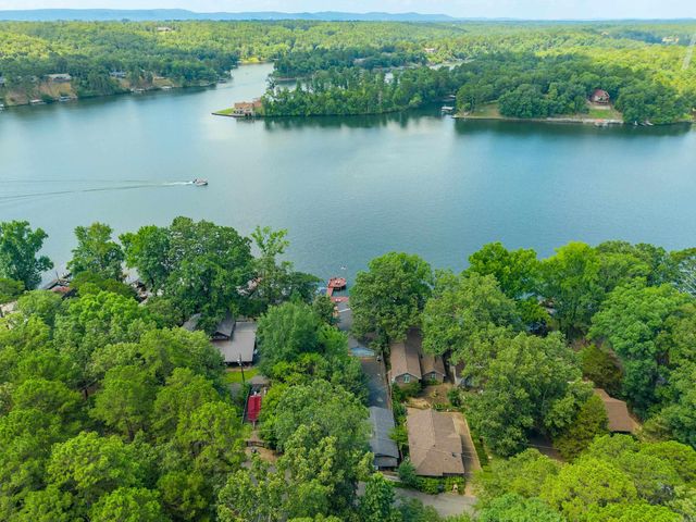 310 Houston Drive, Hot Springs, AR 71913