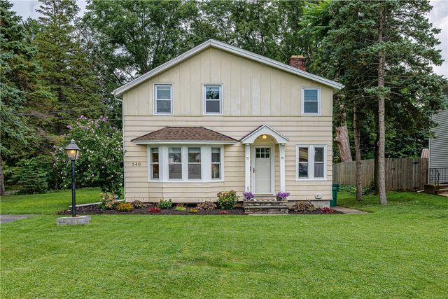 540 Helendale Road, Irondequoit, NY 14609