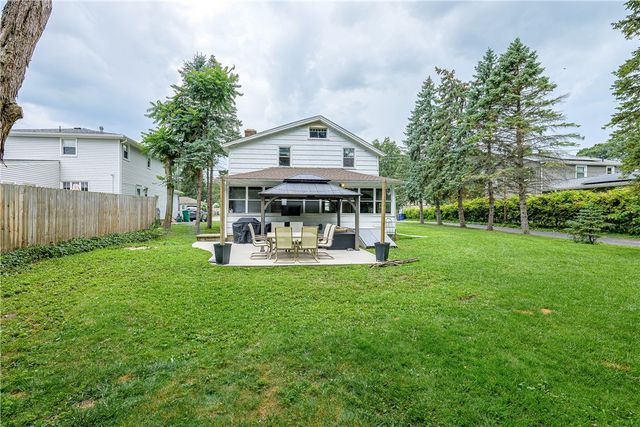 540 Helendale Road, Irondequoit, NY 14609