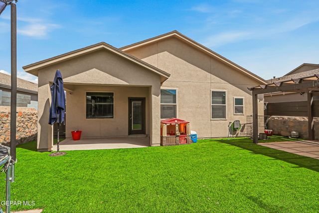 1009 Savoia Place, Horizon City, TX 79928