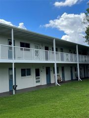 320 LAKEVIEW STREET 213, Orlando, FL 32804