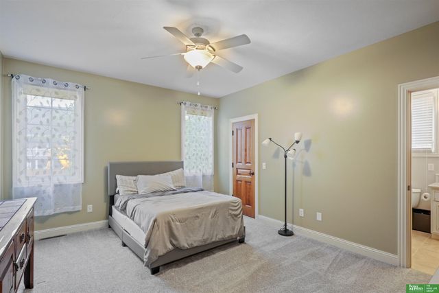 6830 Stonebrook Parkway, Lincoln, NE 68521