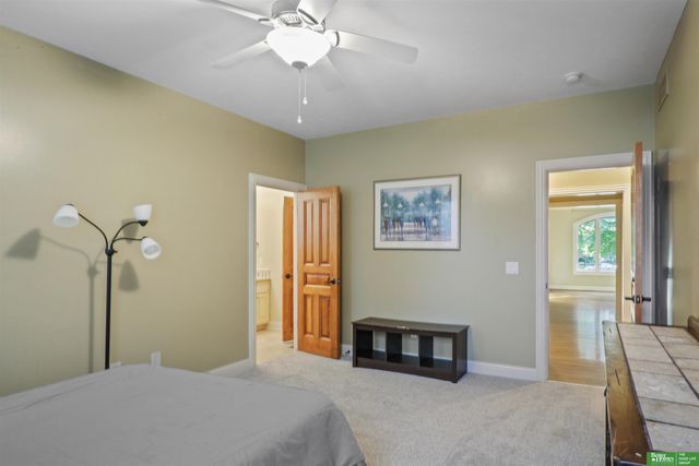 6830 Stonebrook Parkway, Lincoln, NE 68521