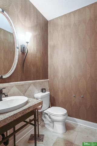 6830 Stonebrook Parkway, Lincoln, NE 68521