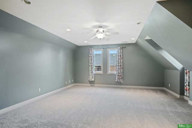 6830 Stonebrook Parkway, Lincoln, NE 68521