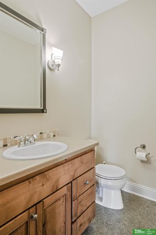 6830 Stonebrook Parkway, Lincoln, NE 68521