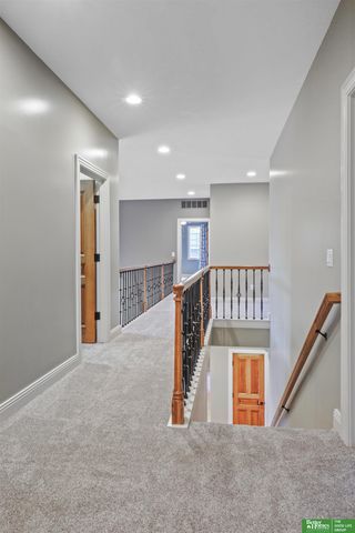 6830 Stonebrook Parkway, Lincoln, NE 68521