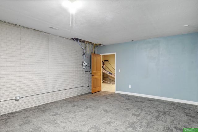 6830 Stonebrook Parkway, Lincoln, NE 68521