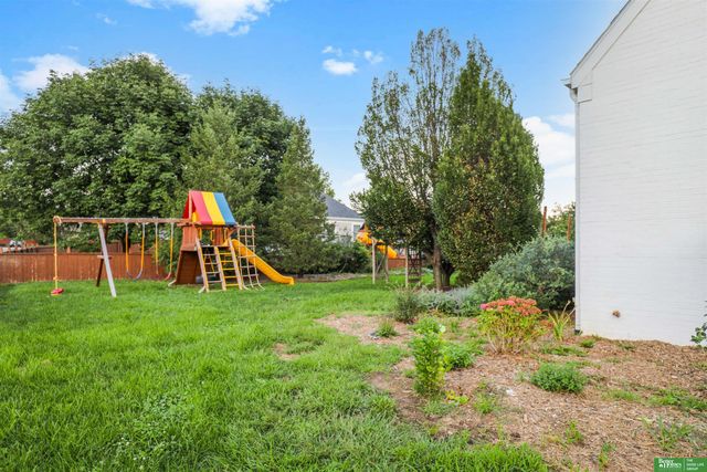 6830 Stonebrook Parkway, Lincoln, NE 68521