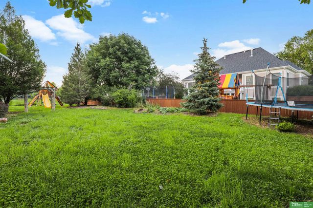 6830 Stonebrook Parkway, Lincoln, NE 68521