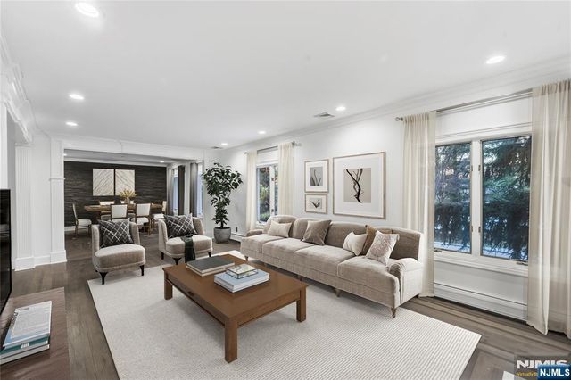 99 Ogle Road, Old Tappan, NJ 07675