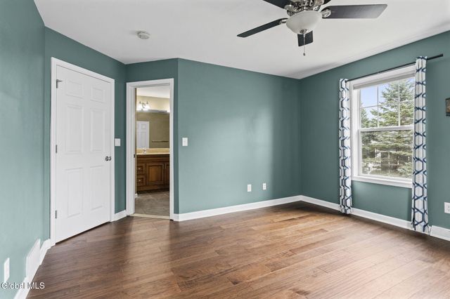 8 Amalia Lane, Rensselaer, NY 12144