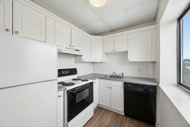549 E 4th St D5, Boston, MA 02127