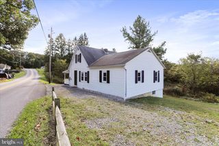 1906 OLD FURNACE RD, Ridgeley, WV 26753
