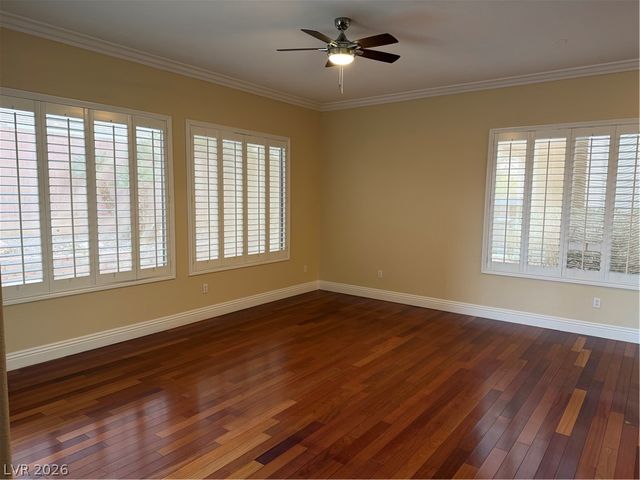 572 Fox Links Street, Henderson, NV 89012