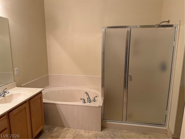 572 Fox Links Street, Henderson, NV 89012