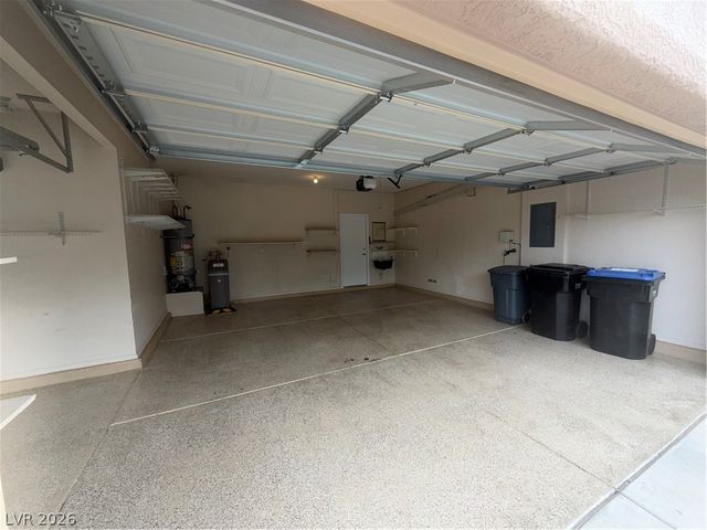 572 Fox Links Street, Henderson, NV 89012