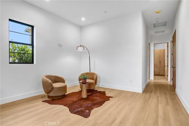 19350 Lanark Street, Reseda, CA 91335