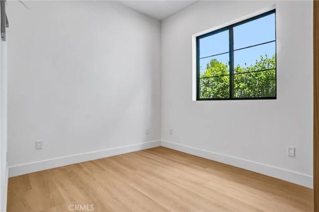19350 Lanark Street, Reseda, CA 91335
