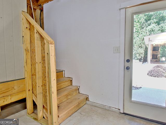 177 Rock House Estates Drive, Senoia, GA 30276