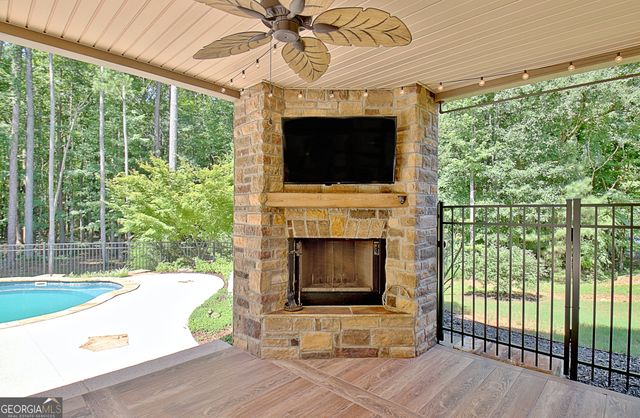 177 Rock House Estates Drive, Senoia, GA 30276