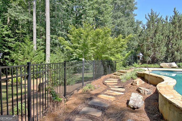 177 Rock House Estates Drive, Senoia, GA 30276