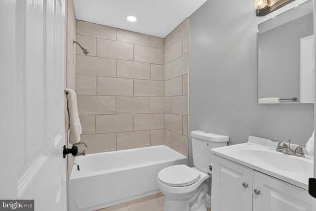 5 DORSEY LN, Bear, DE 19701