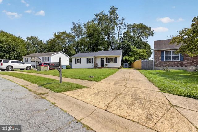 5 DORSEY LN, Bear, DE 19701