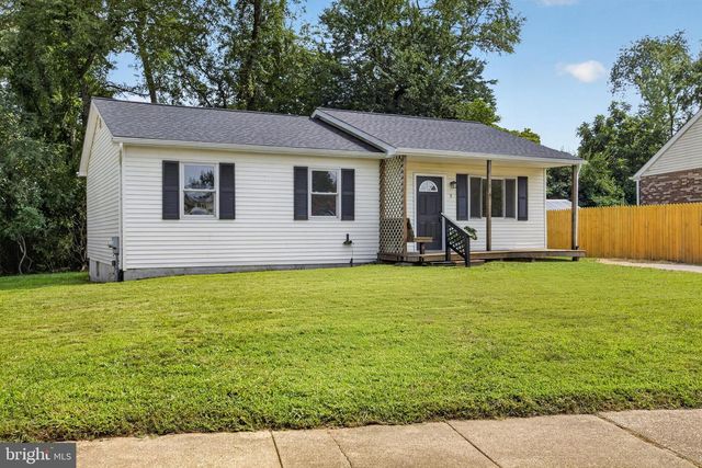 5 DORSEY LN, Bear, DE 19701