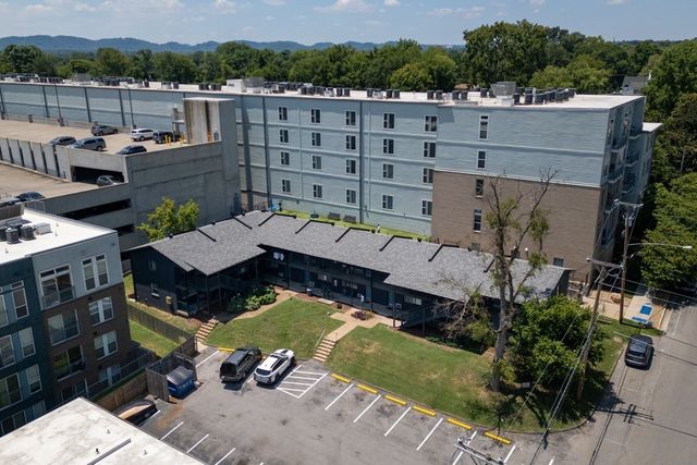 803 Hillview Hts Apt 106, Nashville, TN 37204