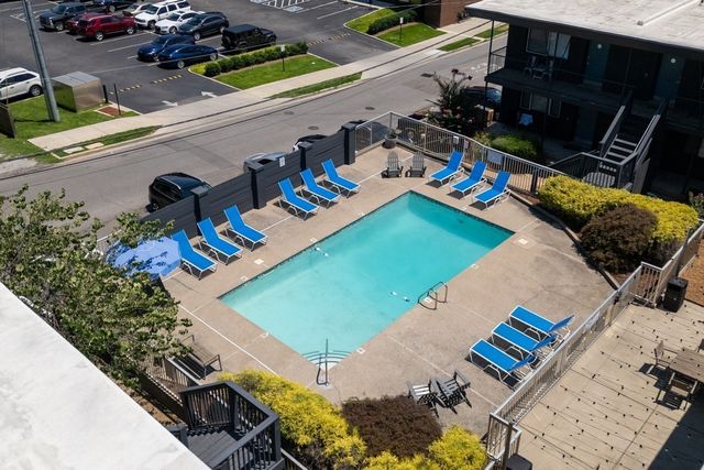803 Hillview Hts Apt 106, Nashville, TN 37204