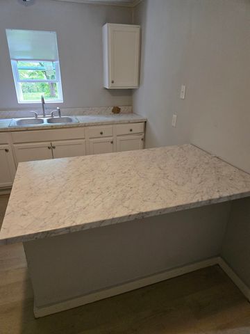 2025 CLARKSDALE AVE, Memphis, TN 38108