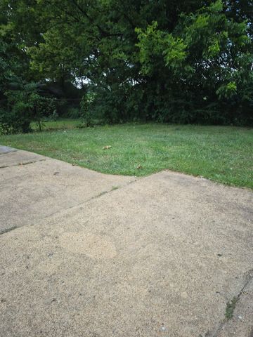 2025 CLARKSDALE AVE, Memphis, TN 38108