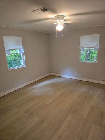 2025 CLARKSDALE AVE, Memphis, TN 38108