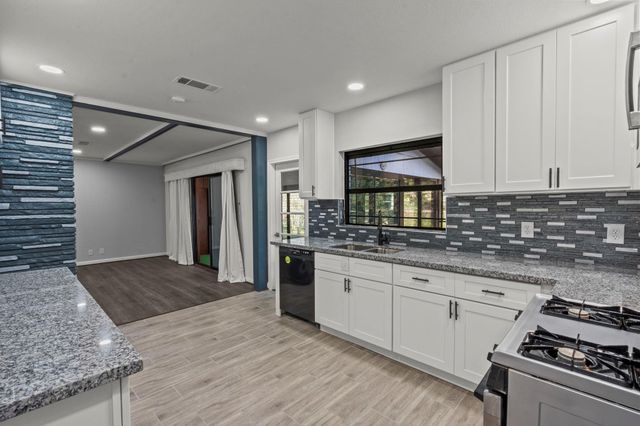 1407 Lamar Drive Drive, La Marque, TX 77568