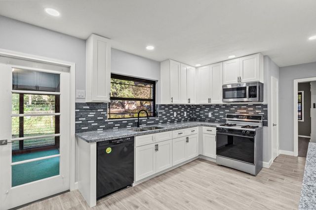 1407 Lamar Drive Drive, La Marque, TX 77568