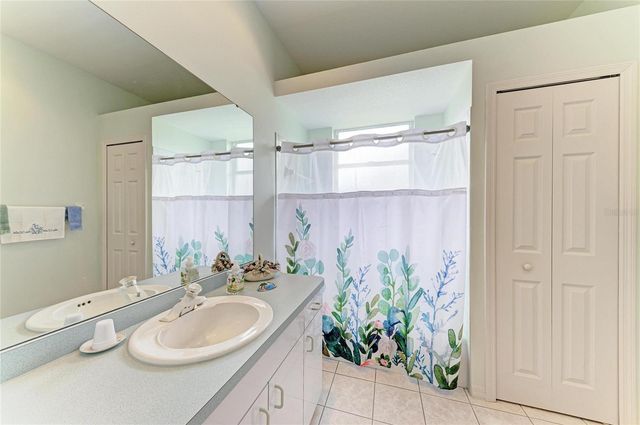 523 OAK BAY DRIVE, Osprey, FL 34229