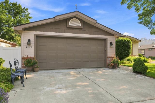 4539 S SUNNY CREEK Cir, Spokane, WA 99224