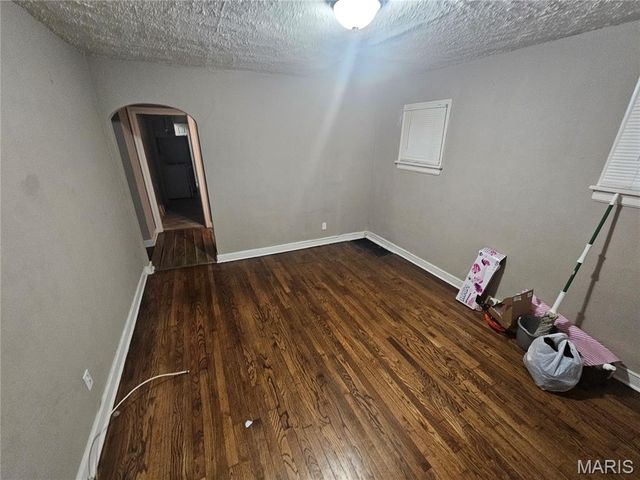 7110 Dawson Place, St Louis, MO 63136