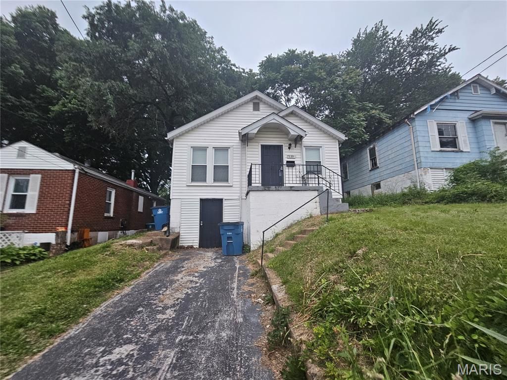 7110 Dawson Place, St Louis, MO 63136