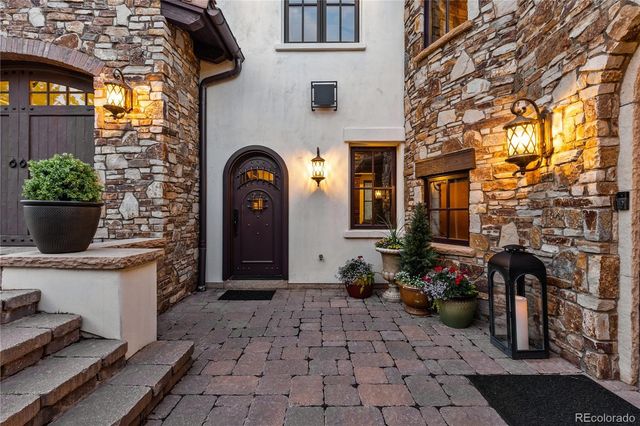 7208 Raphael Lane, Littleton, CO 80125