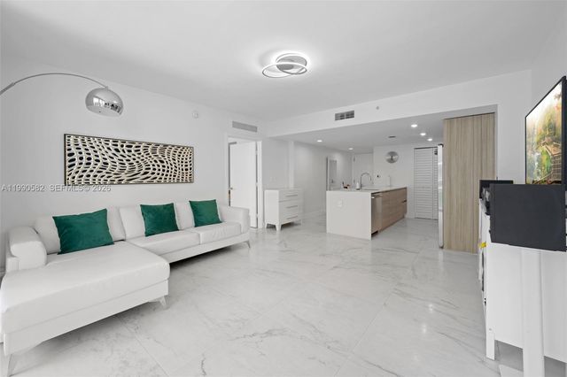 6610 Indian Creek Dr 406, Miami Beach, FL 33141