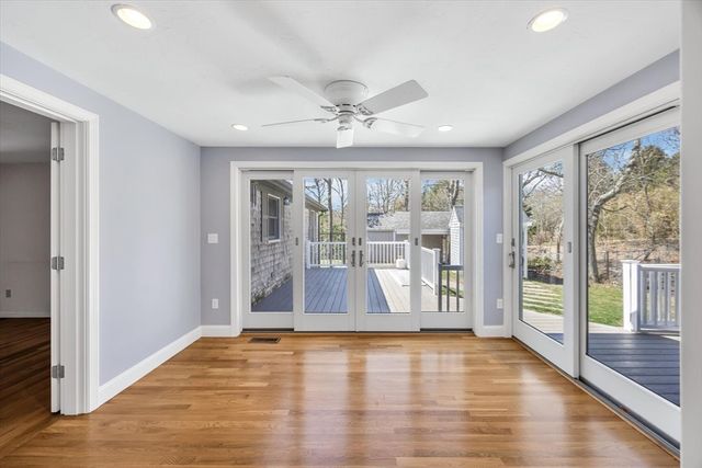 52 Clubhouse Dr, Bourne, MA 02559
