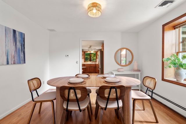 52 Clubhouse Dr, Bourne, MA 02559